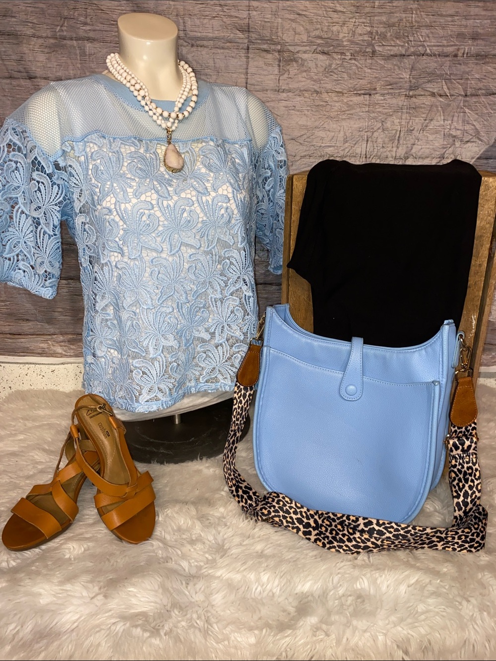 Light Blue Women’s Handbag Purse With Cheetah Strap